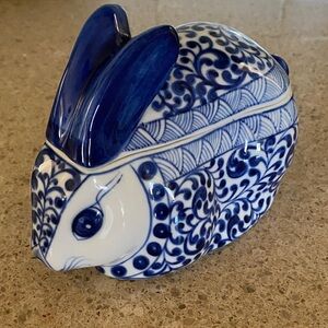 Vintage Blue and White Ceramic Rabbit Trinket Box - Porcelain Decorative Accent